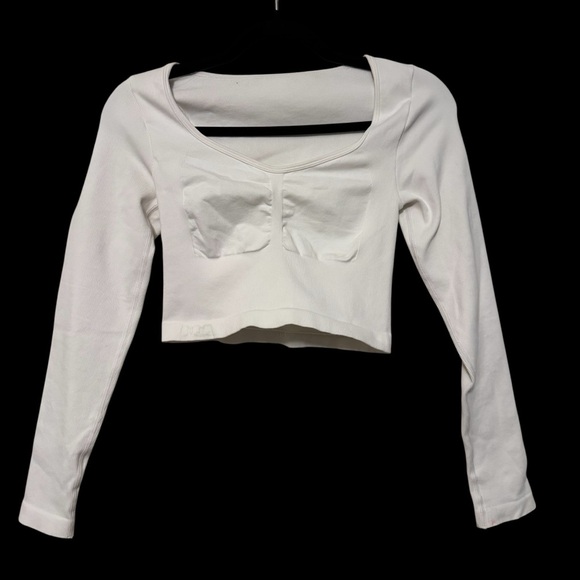OQQ White Long Sleeve Crop Top – Size M - Picture 1 of 4
